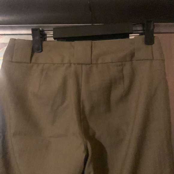 Gap pants size 2. Design is Gap Stretch. - Picture 5 of 6